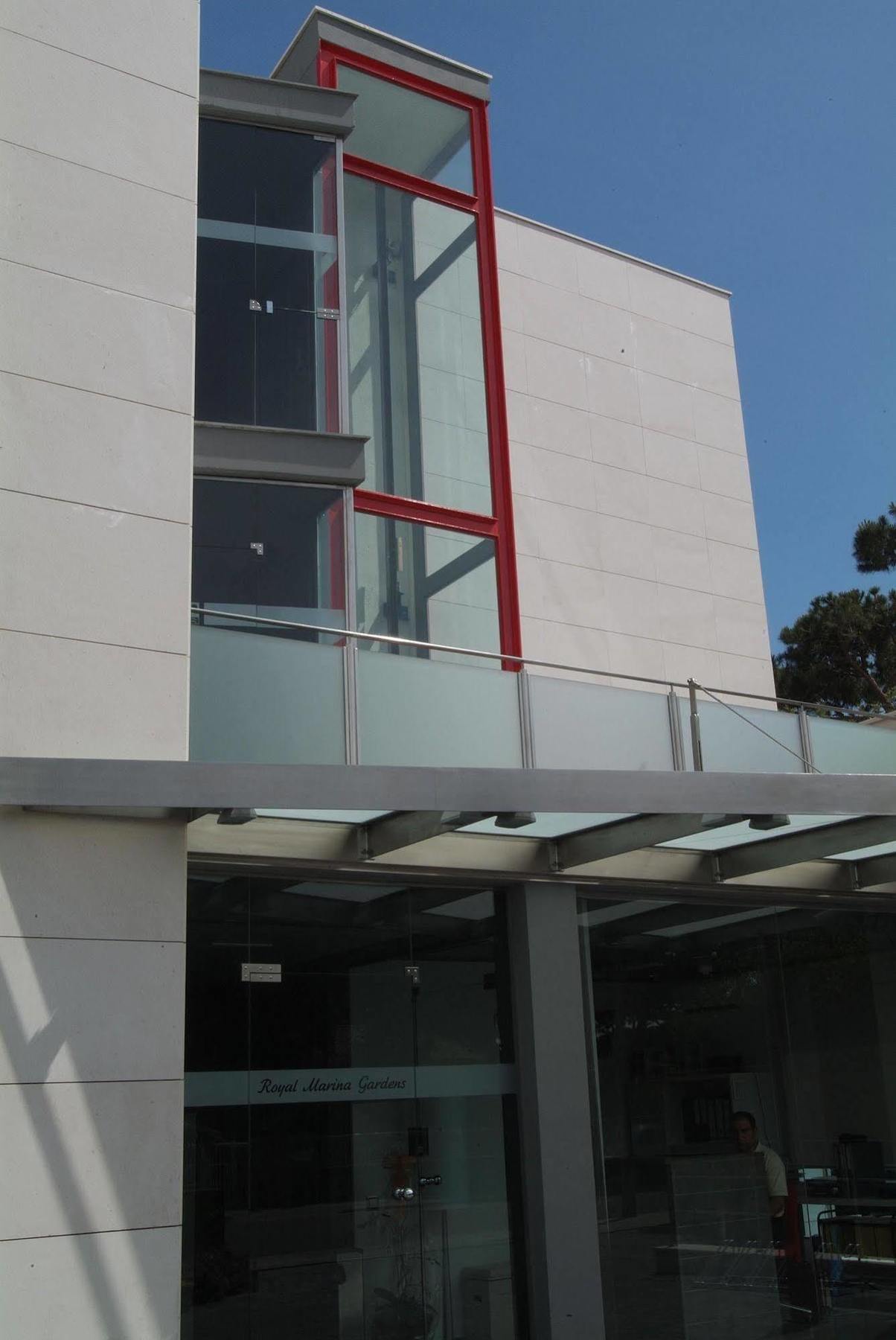 Apartamentos Royal Marina Gardens Castelldefels Eksteriør bilde