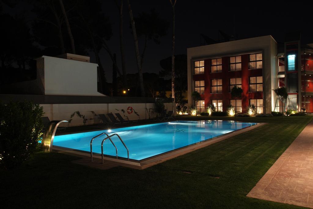 Apartamentos Royal Marina Gardens Castelldefels Eksteriør bilde