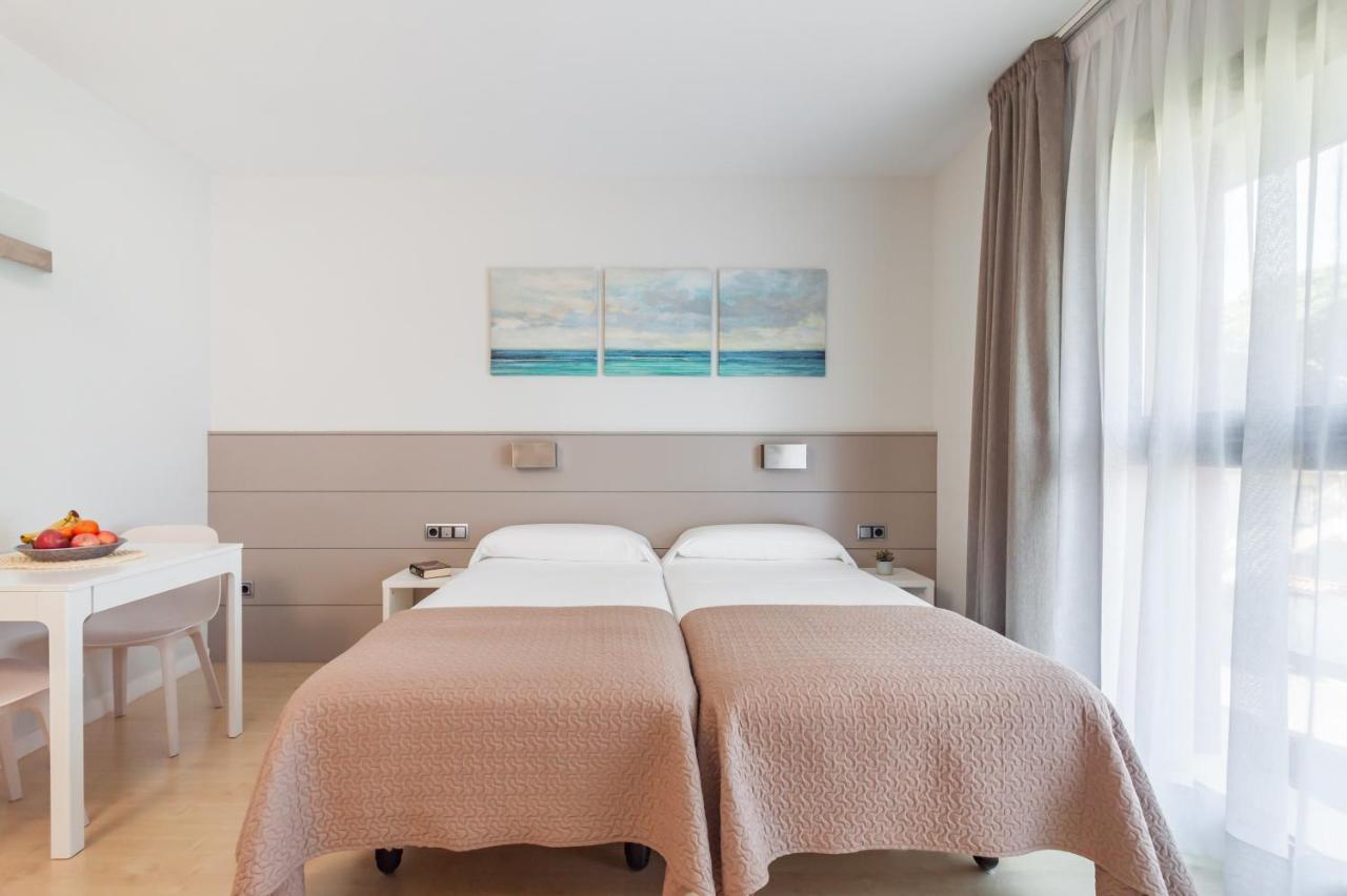 Apartamentos Royal Marina Gardens Castelldefels Eksteriør bilde