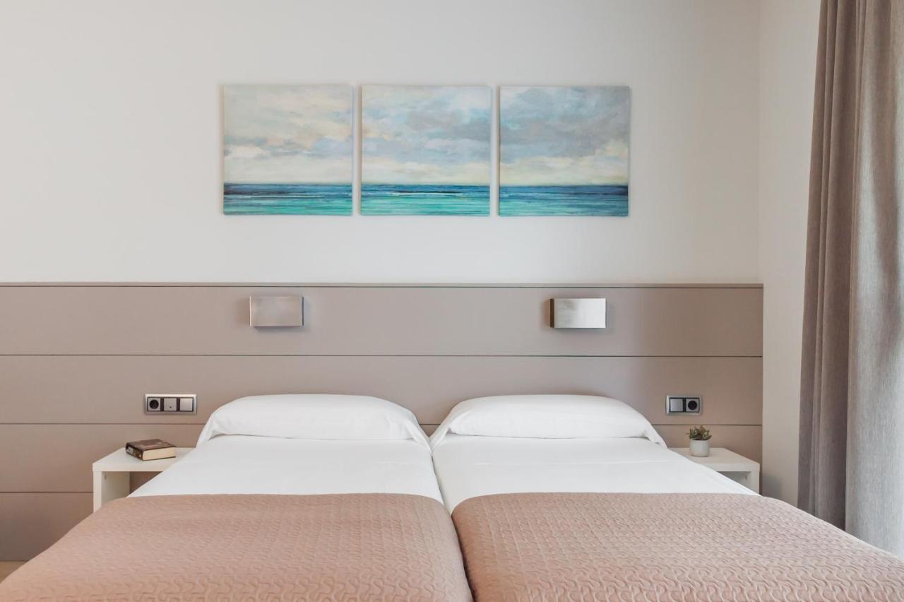 Apartamentos Royal Marina Gardens Castelldefels Eksteriør bilde
